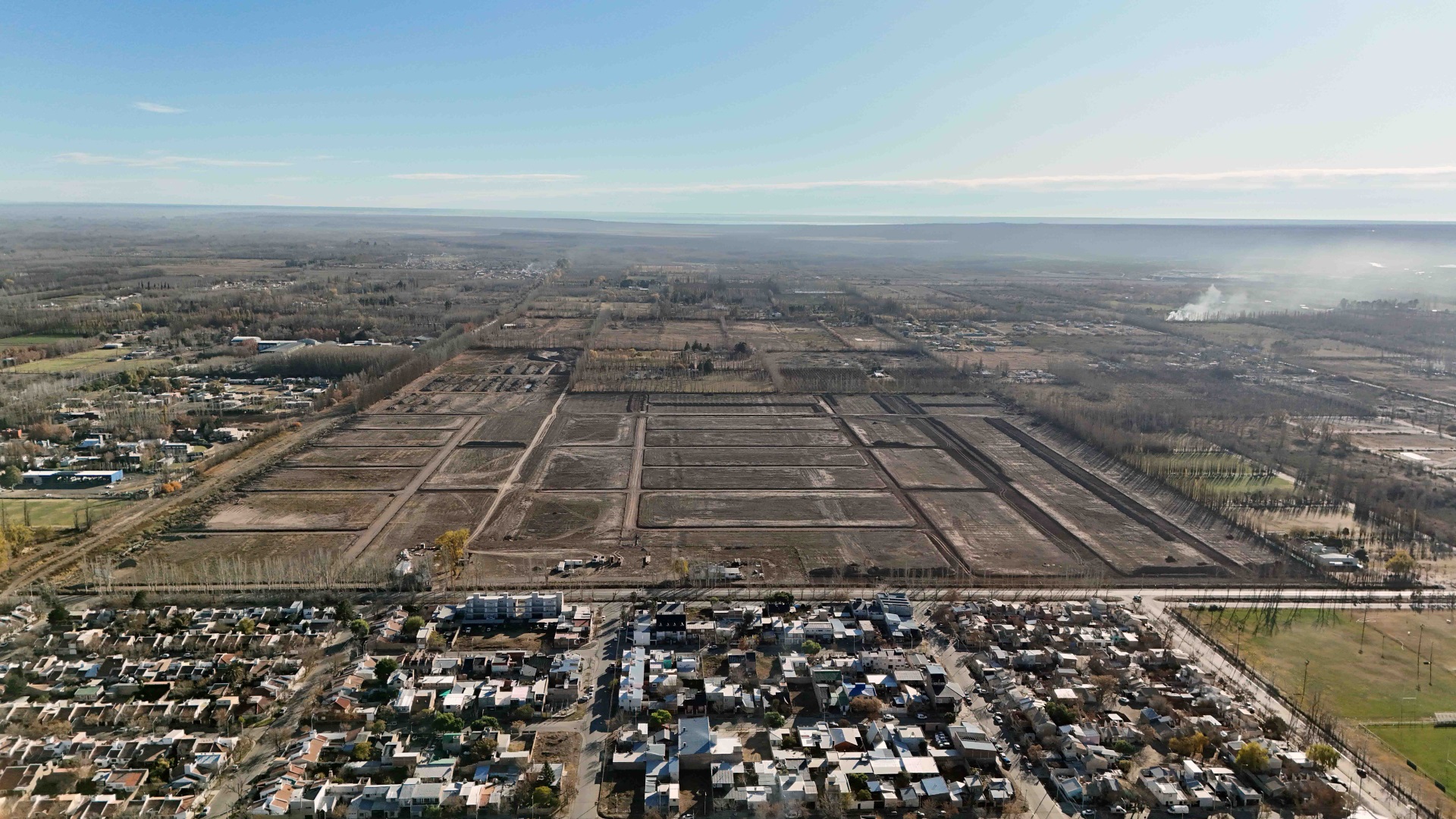 Gran Alameda, Cipolletti